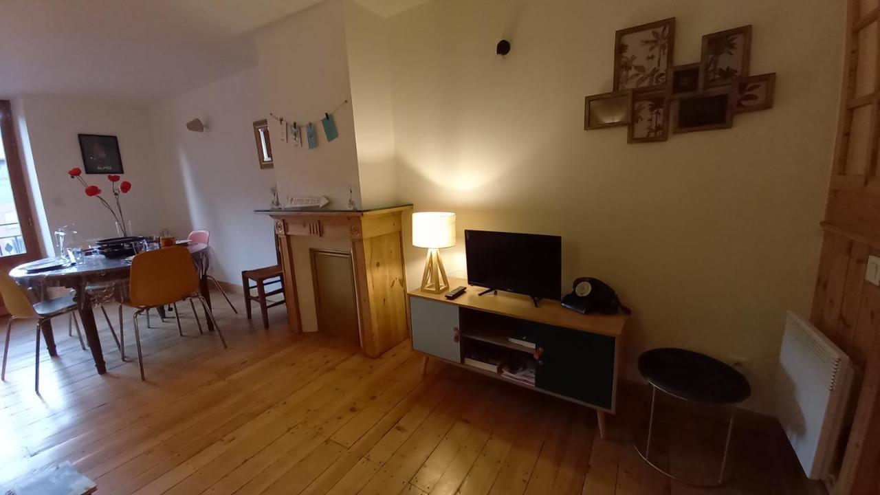 Appartement De Charme Le 1707 Au Coeur De La Cite Vauban Briançon Exterior foto
